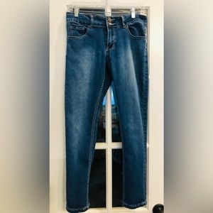 Size 6 women’s jeans